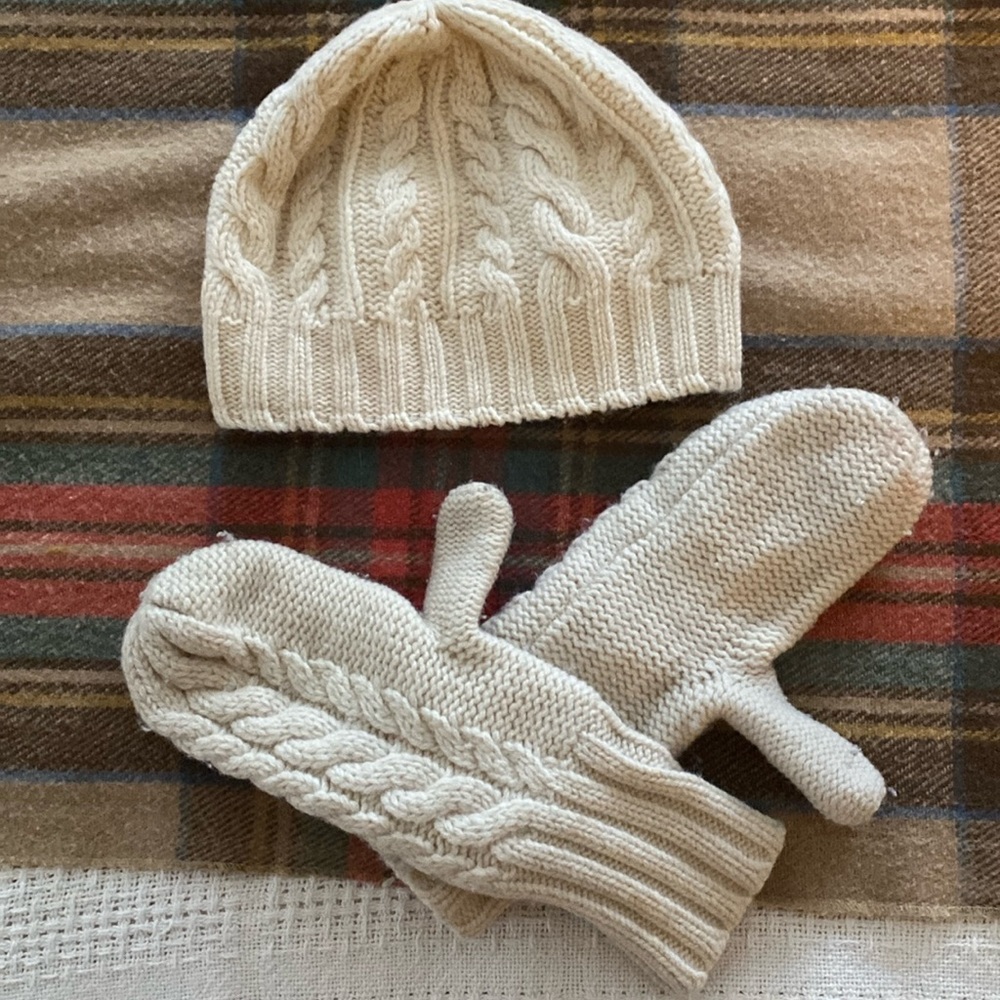 Matching Mittens and Hat | Cream LLBean
